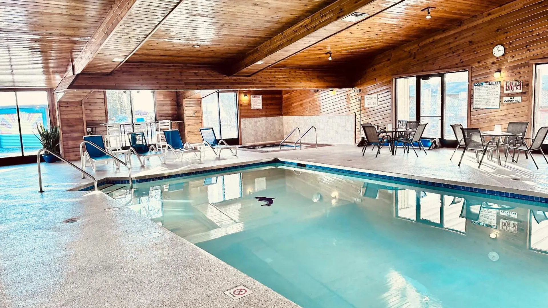 15 Wisconsin Hotels That Win on Location